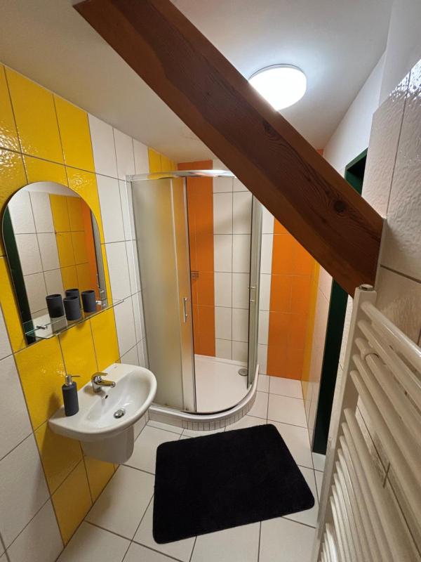 Quadruple Room image 2