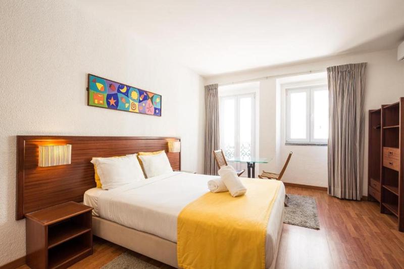 Quadruple Room image 4