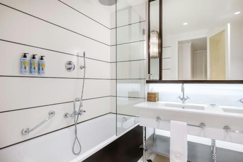 Egyptian Corner King Room  image 3