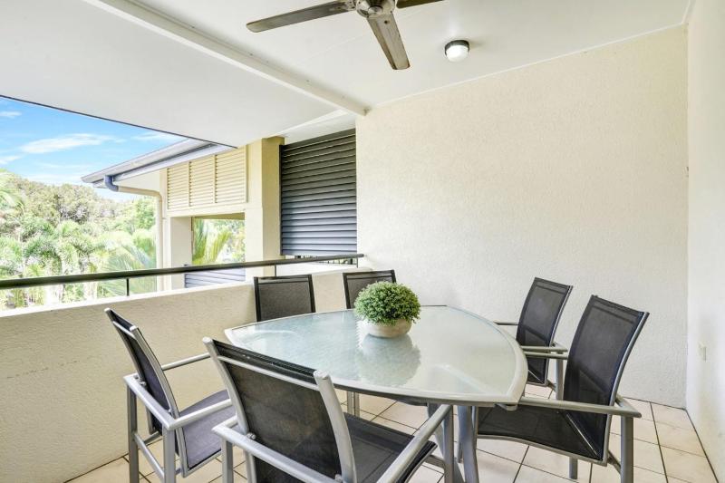 24 Central Plaza Port Douglas - image 4