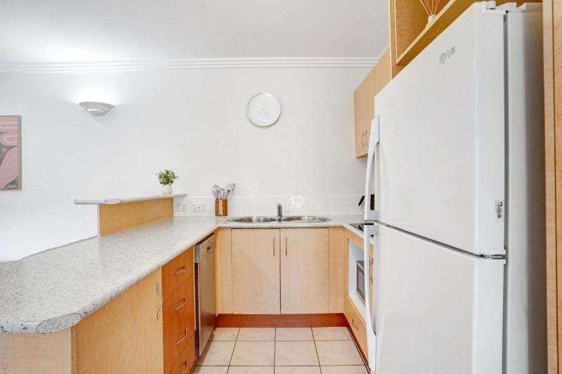 24 Central Plaza Port Douglas - image 20