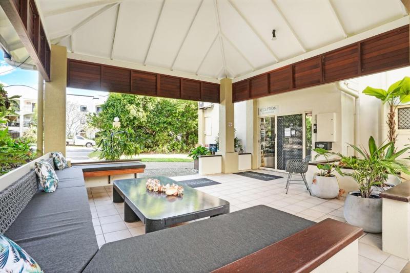 24 Central Plaza Port Douglas - image 16