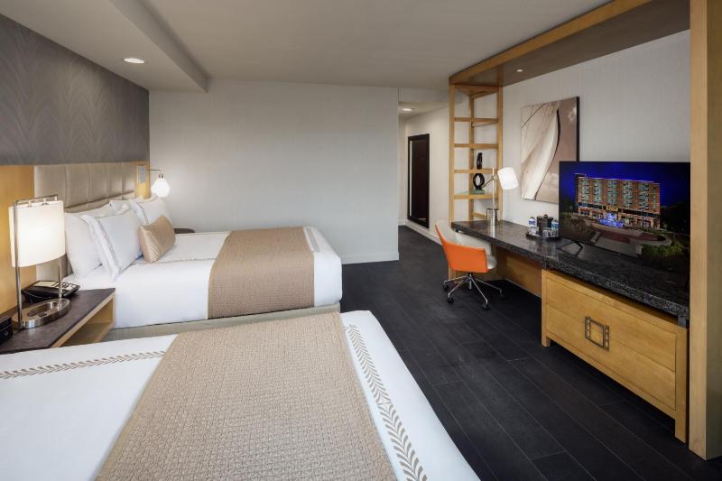 Queen Room with Two Queen Beds image 1