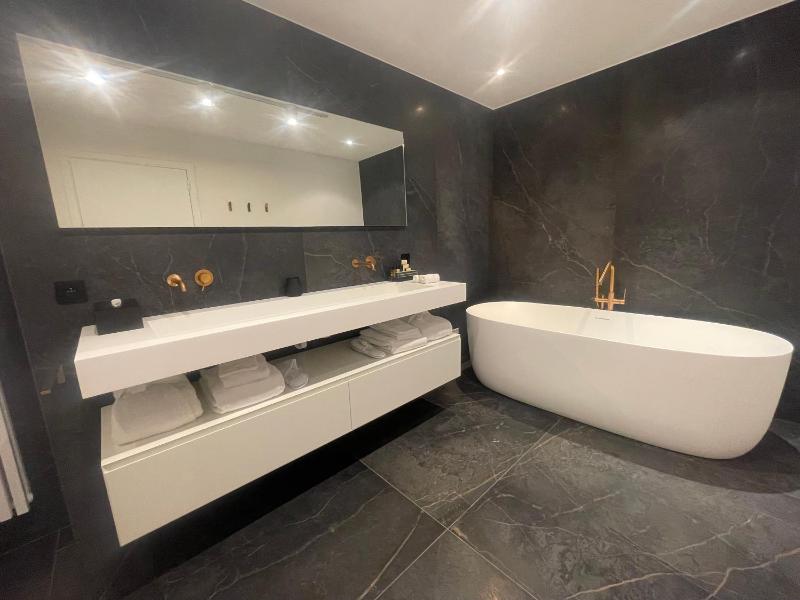 Junior Suite image 2