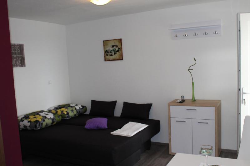 Studio with Sea View image 3