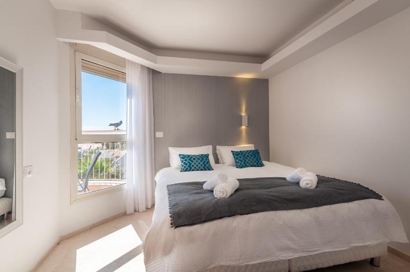 magical sea view 3 bedroom - image 20
