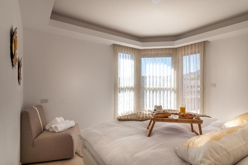 magical sea view 3 bedroom - image 16