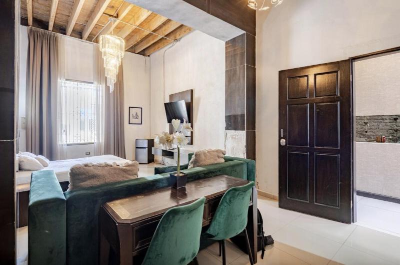 Adhoc Boutique Barrio Antiguo - image 20