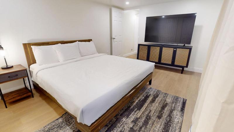 Apartment with King Bed, Bunk Bed and Sofa Bed - Non-Smoking image 4