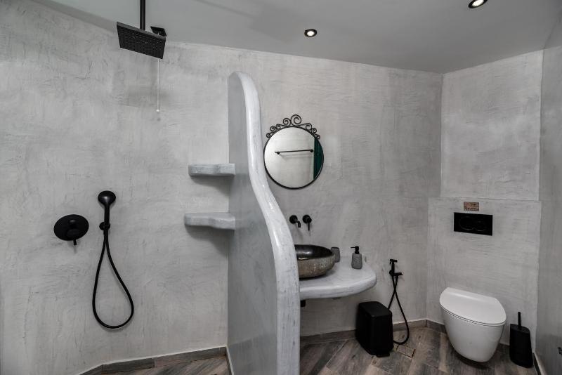 Superior Double Room image 3