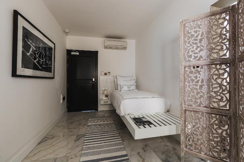 Superior Single Room image 2