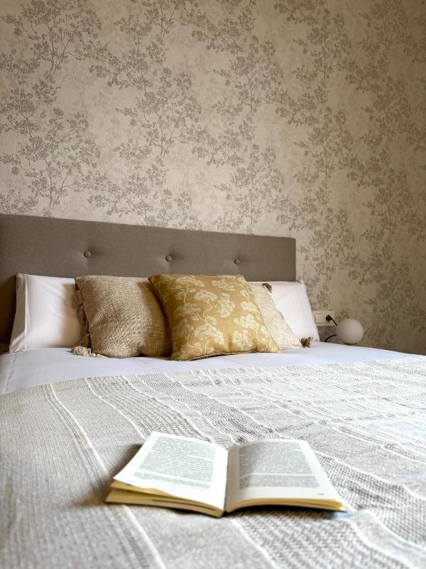 Anais Apartments by gaiarooms - image 6