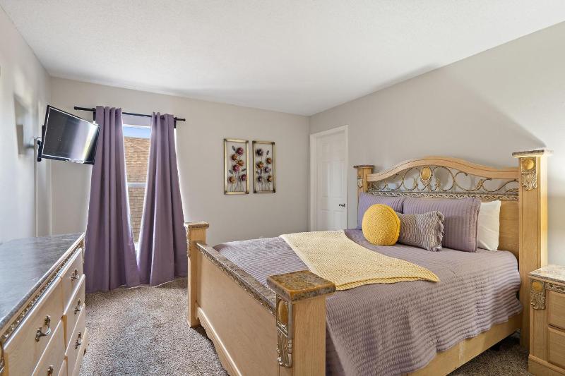Disney Area 6 Bedroom Vacation Home with Private Pool pr1679 - image 4
