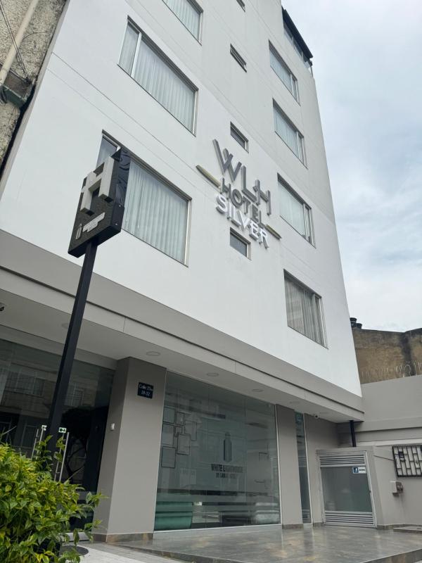 Hotel WLH Silver Corferias - image 1