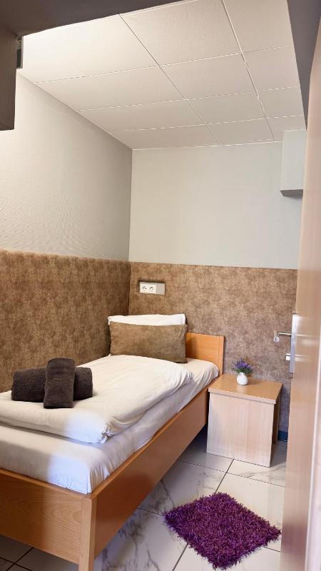 Triple Room image 3