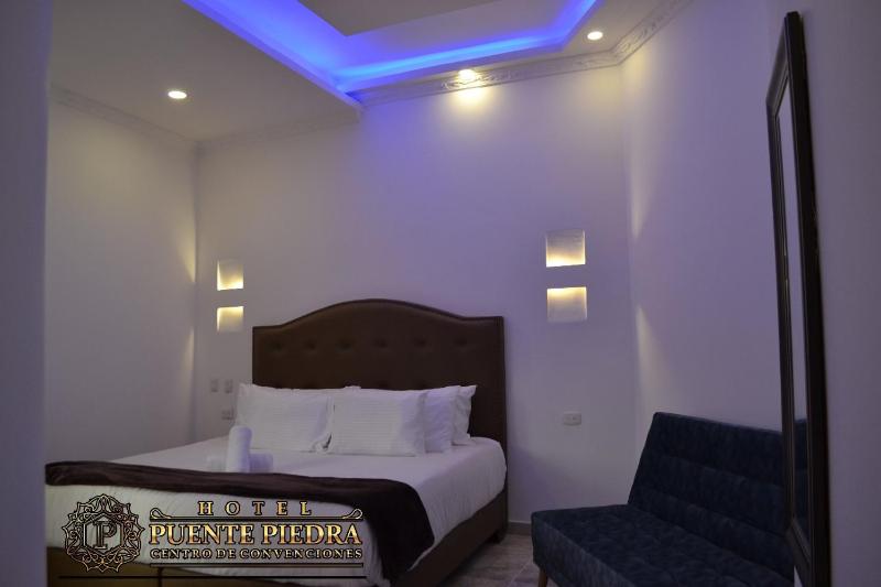 Hotel PUENTE PIEDRA PARK - image 12