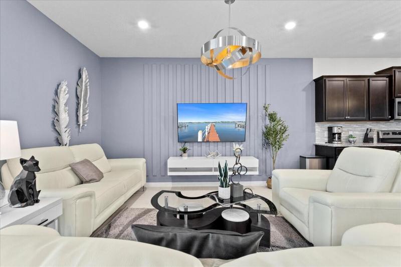 2190LC Amazing 10BR Themed - image 23