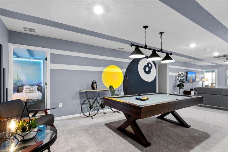 2190LC Amazing 10BR Themed - image 14