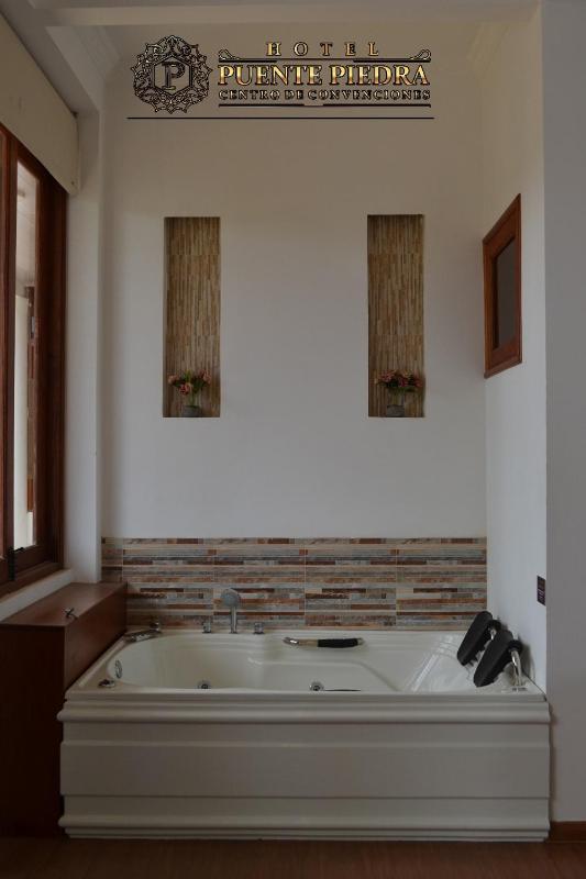 Hotel PUENTE PIEDRA PARK - image 6