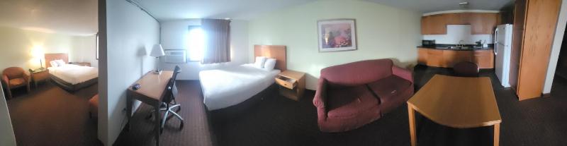 Deluxe Double Room with Two Double Beds - Non-Smoking image 3