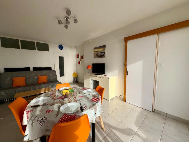 Appartement rénové 1 chambre superbe vue mer proche plage - FR-1-323-319 - image 26