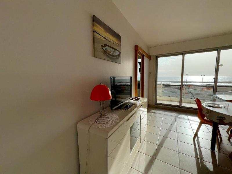 Appartement rénové 1 chambre superbe vue mer proche plage - FR-1-323-319 - image 25