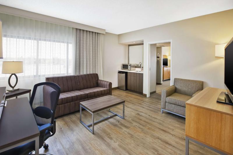 Corner King Suite image 1