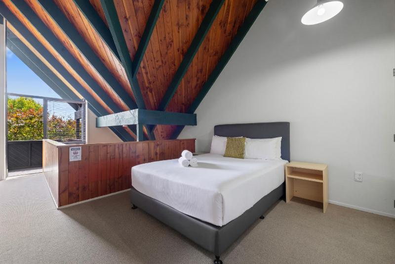 Wylie Court Motor Lodge - image 3