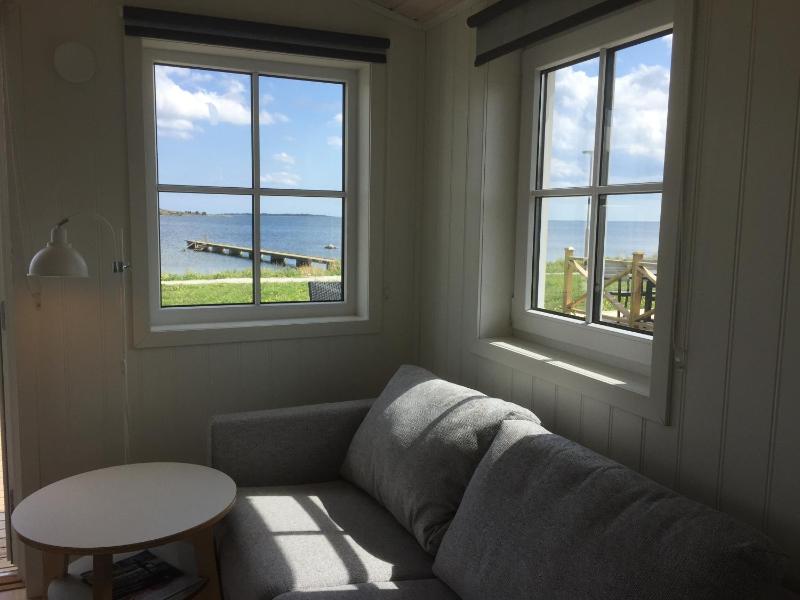 One-Bedroom Cottage image 4
