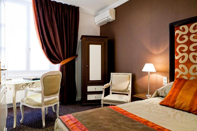 Comfort Double Room image 4