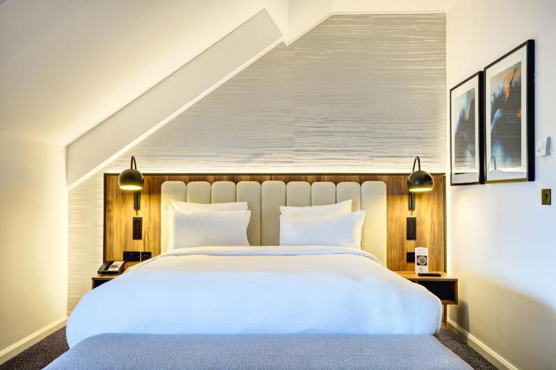 Premium Room with River View image 2