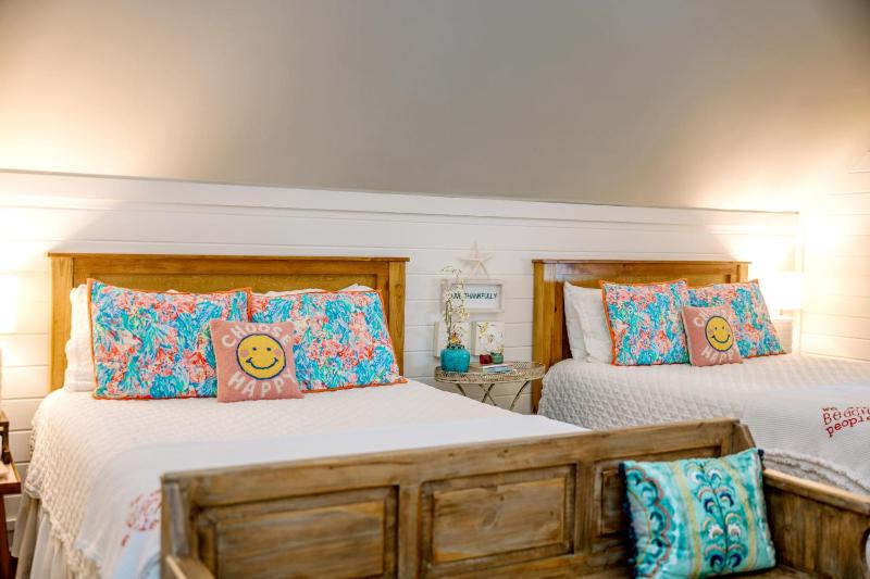 Lazy Magnolia - image 40