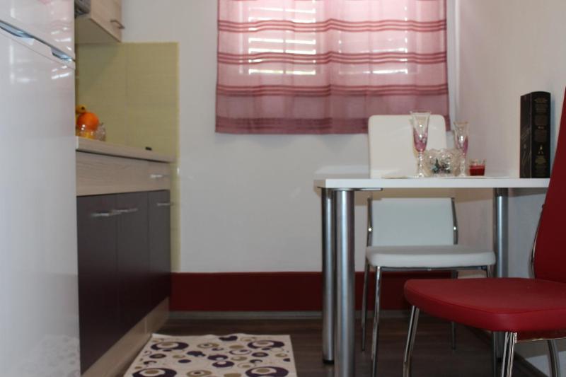 Studio with Garden View image 3