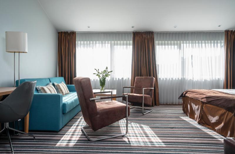 Twin Room image 1
