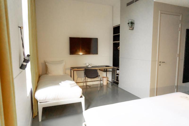 Triple Room image 4