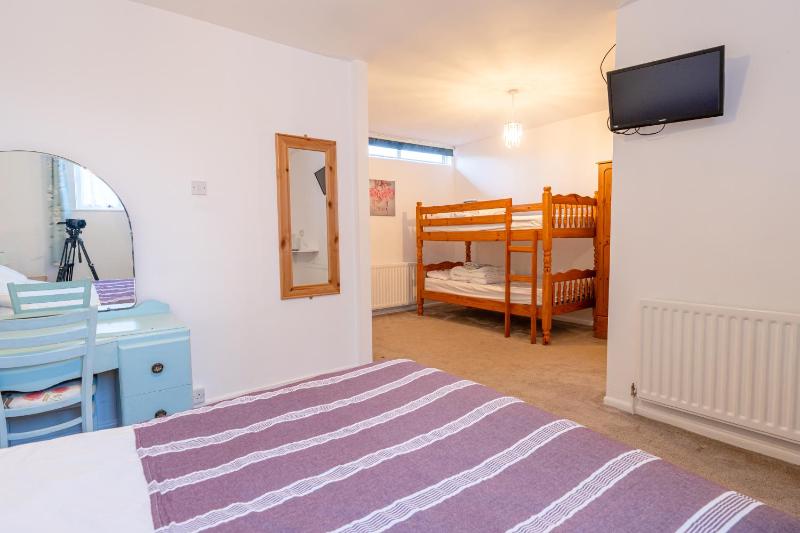 Family Room image 3