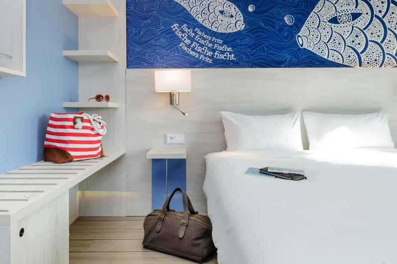 Comfort Twin Room image 2