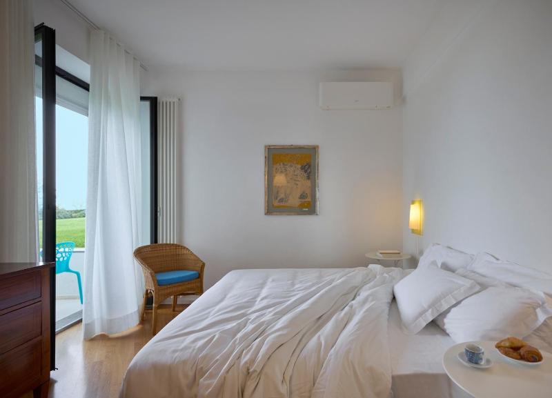 Superior Double or Twin Room with Sea View image 4