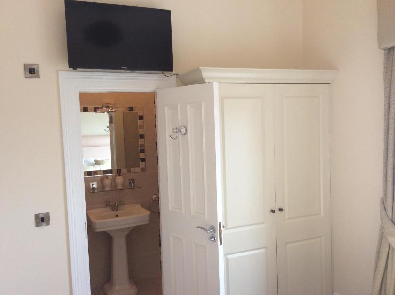 Deluxe Double Room image 1
