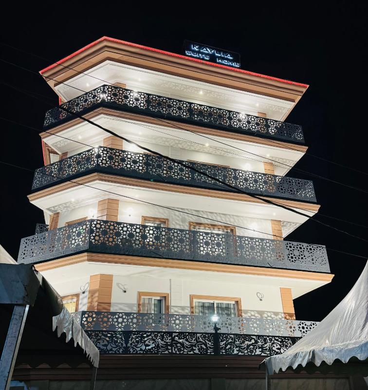 Kayliasuitehome - image 9