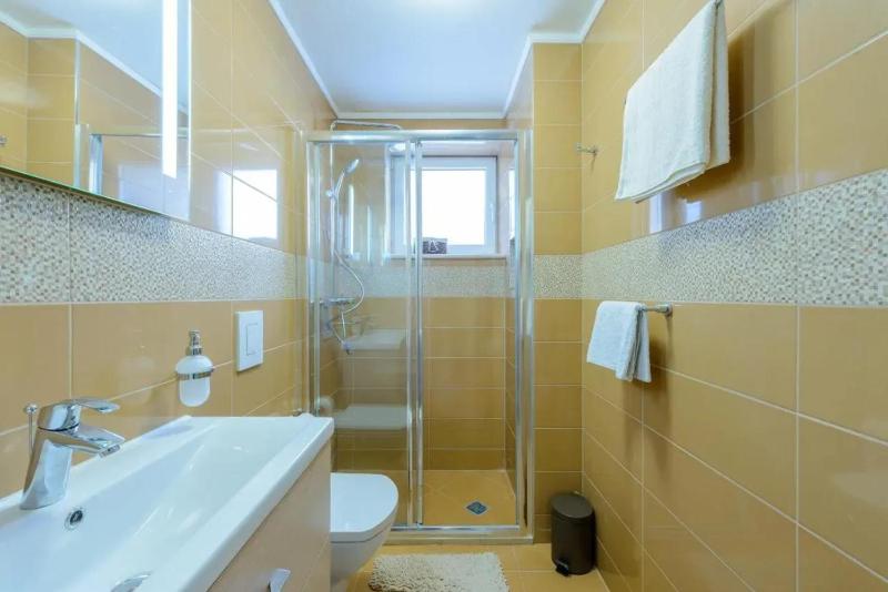 Elegant Villa in Dubravka with Private Pool - image 9