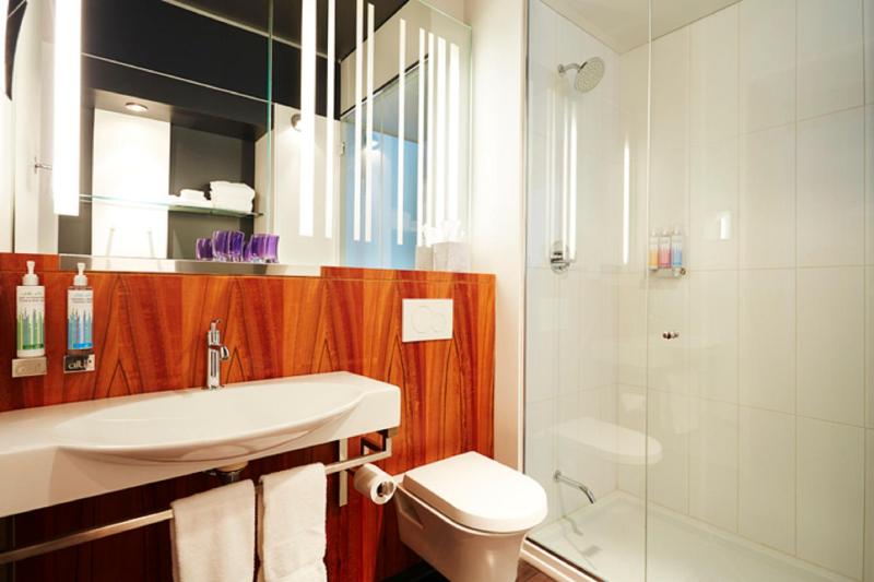Alt Hotel Ottawa Downtown - image 11