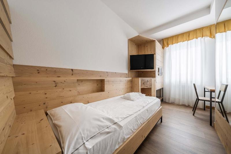Single Room image 1