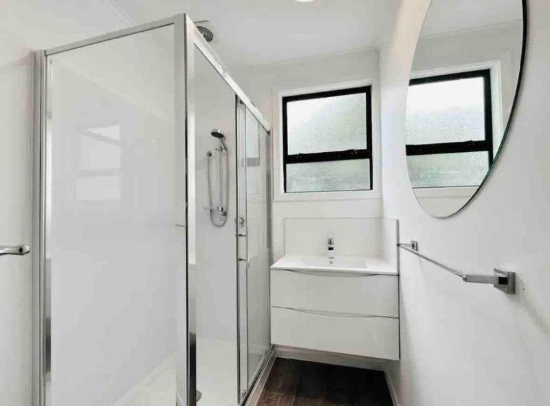 Lakeview Retreat - image 8
