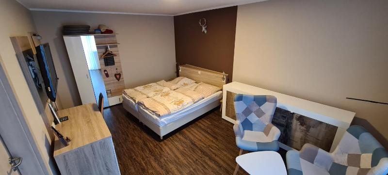Double Room image 2