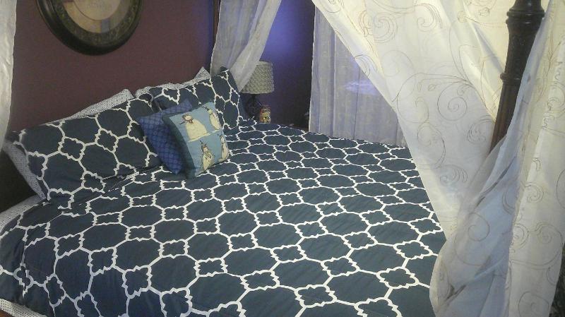 Standard Triple Room image 2