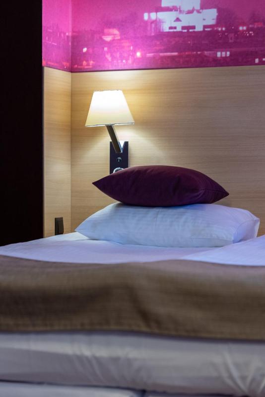 Comfort Twin Room with access to the wellness and fitness area image 4