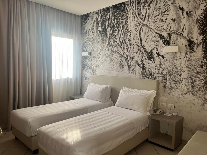 Comfort Double Room image 3
