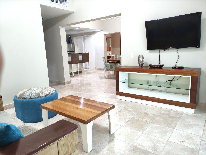 BeachFront Apartament - Private Beach Access - image 2
