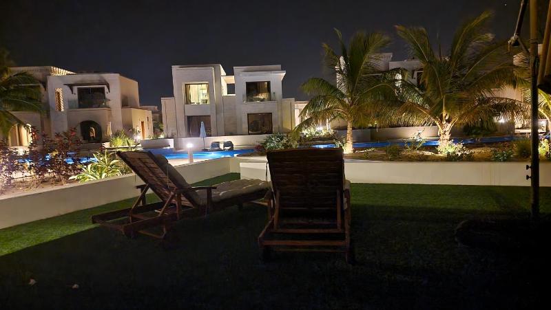 Hawana Salalah Poolside Apartment - image 13